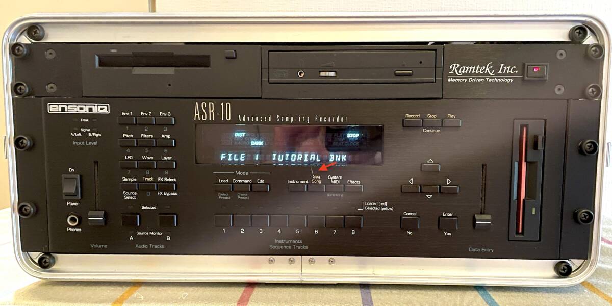 ♪ENSONIQ ASR-10 サンプリングキーボード 付属品多数 中古動作品