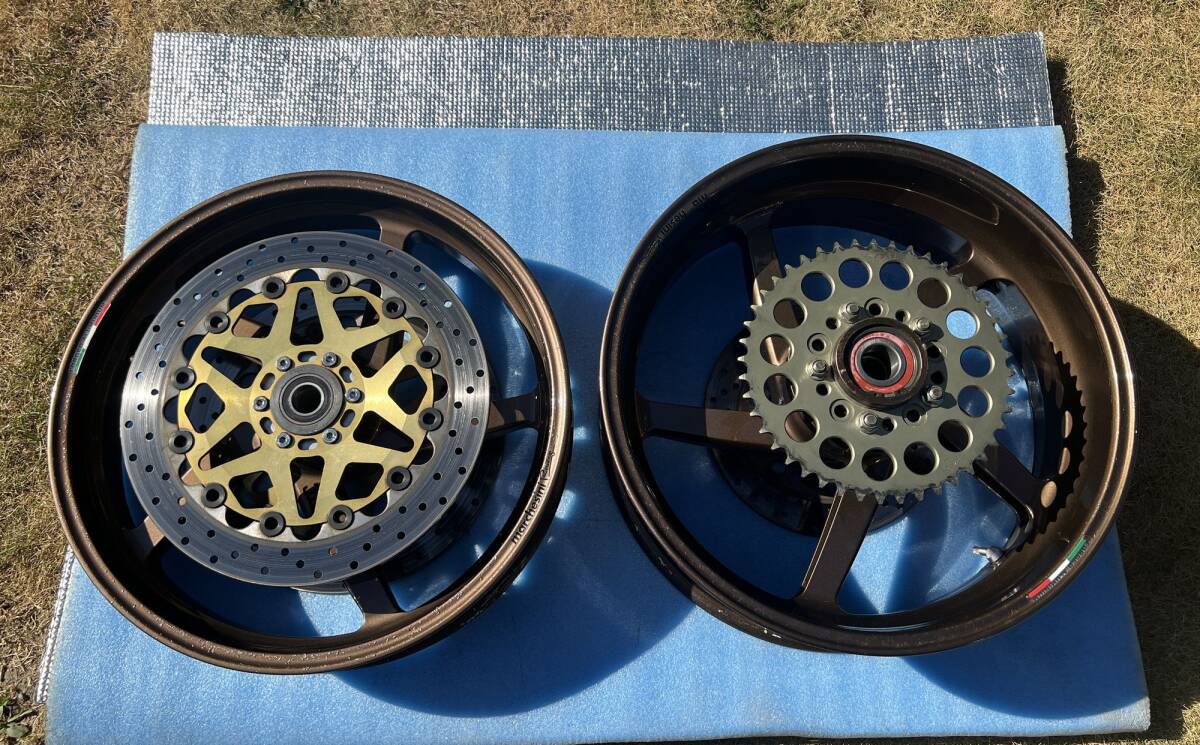 激安！GPZ900R用マルケジーニ製鋳造マグネシウムホイール/前後Set