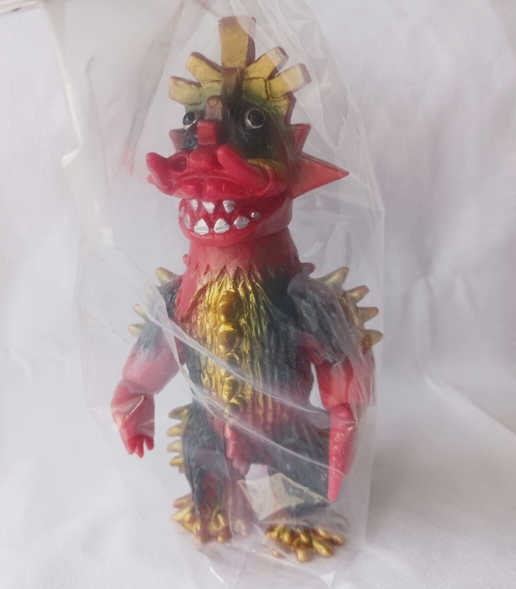 新品】未開封ソフビ□□マザリュース 1（ウルトラマンA）マーミット