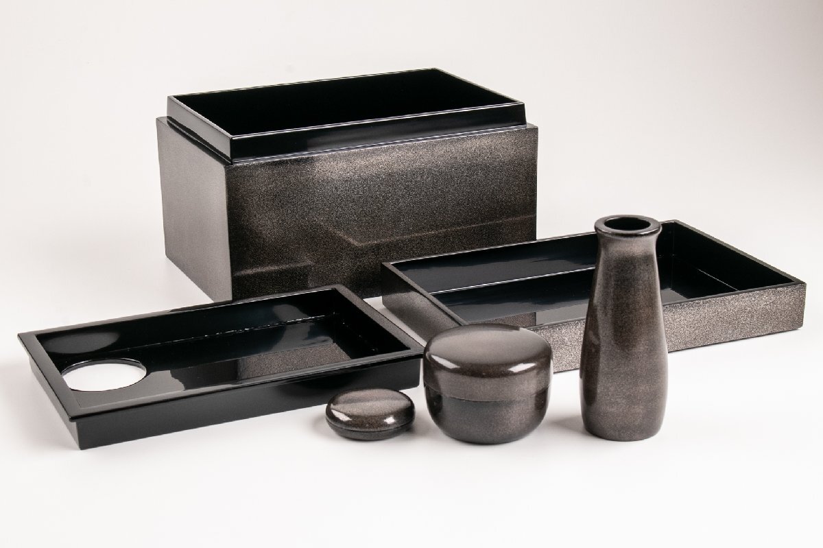 時代 輪島塗 本金蒔絵 絵替り 黒塗 天然木 吸物椀 9客 茶懐石道具980 雲】茶懐石道具 木製黒漆蓮鷺細密金蒔絵吸物椀 9客 古美術品（輪島塗
