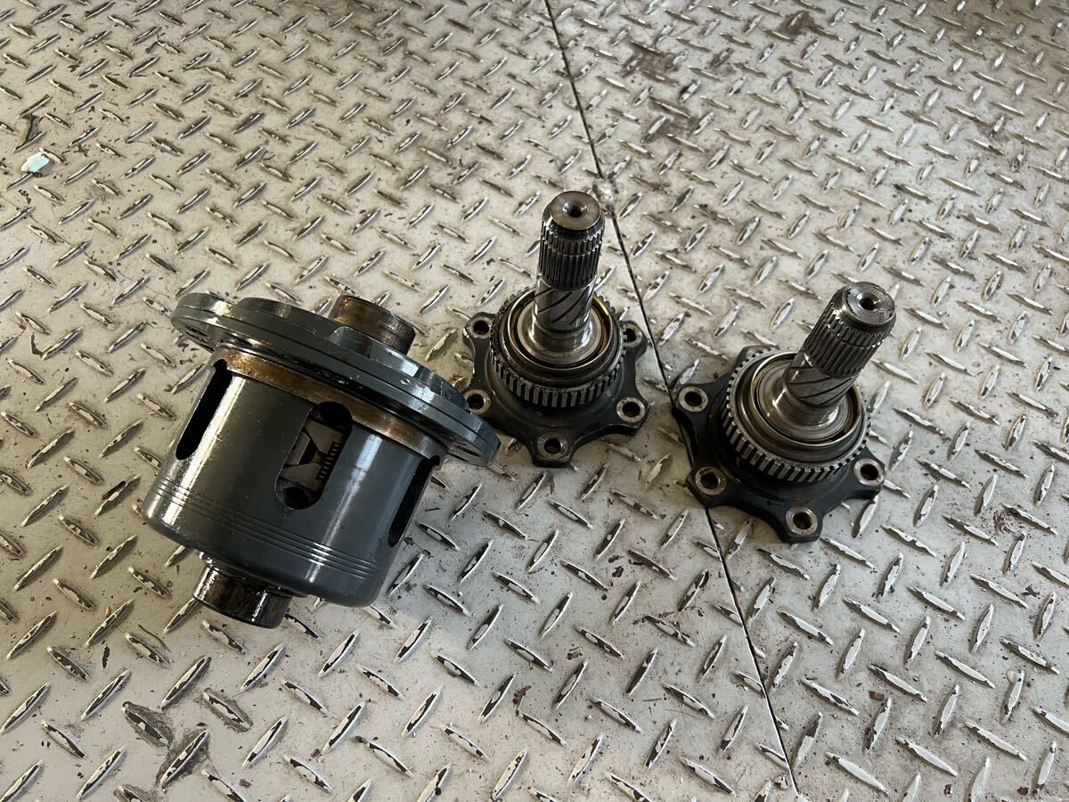 R200 日産 純正 ヘリカル LSD リヤ デフ サイドフランジ 6穴 S13