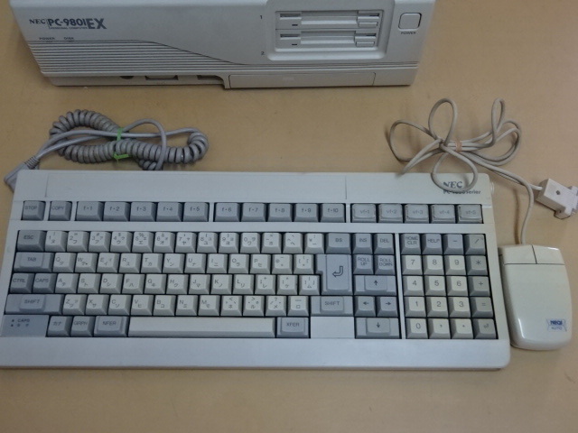 NEC PC-9801DX/U5 1990年 （内蔵電池新,電源コンデンサ交換等）+メモリ