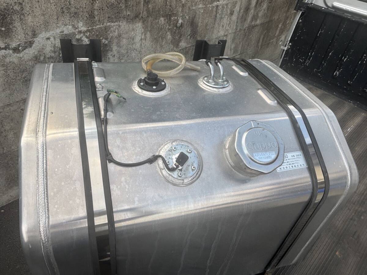 E400 400L 宝栄工業 燃料タンク 日産クオン ゲージ動作確認済み！ 横
