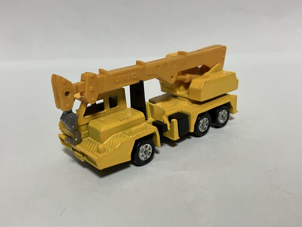 ▽日本製トミカ 黒箱72 日産ディーゼル ユニックトラッククレーン