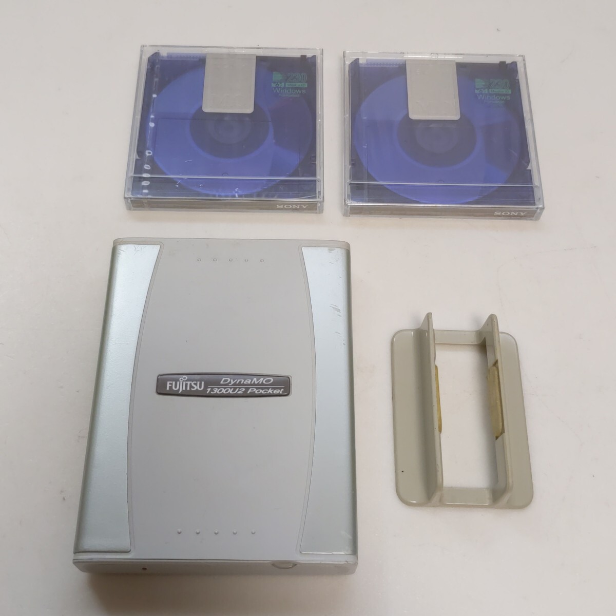 中古】FUJITSU 富士通 DynaMO 640U2 Hyper DMO-640U2の落札情報詳細