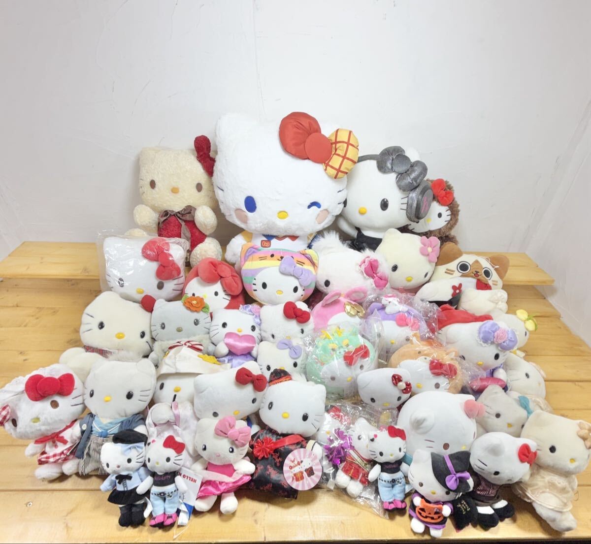 新品】新品 昭和 レトロ 大きな キティー ハローキティーちゃん hello
