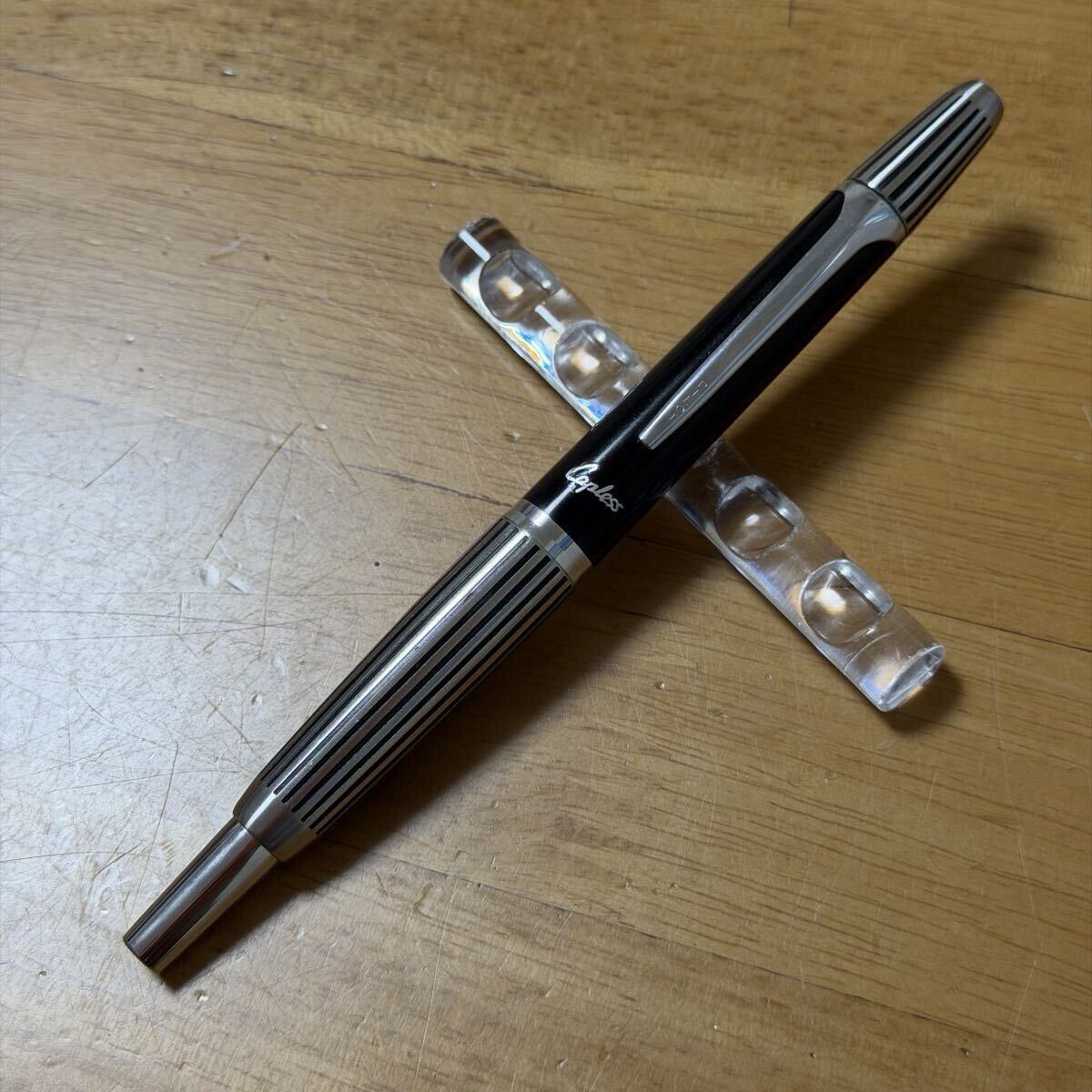 希少 パイロット PILOT CLF-1000GW 1963年 世界初 キャップレス