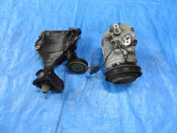dc2 98spec エアコンコンプレッサー （インテグラのエアコン死亡 