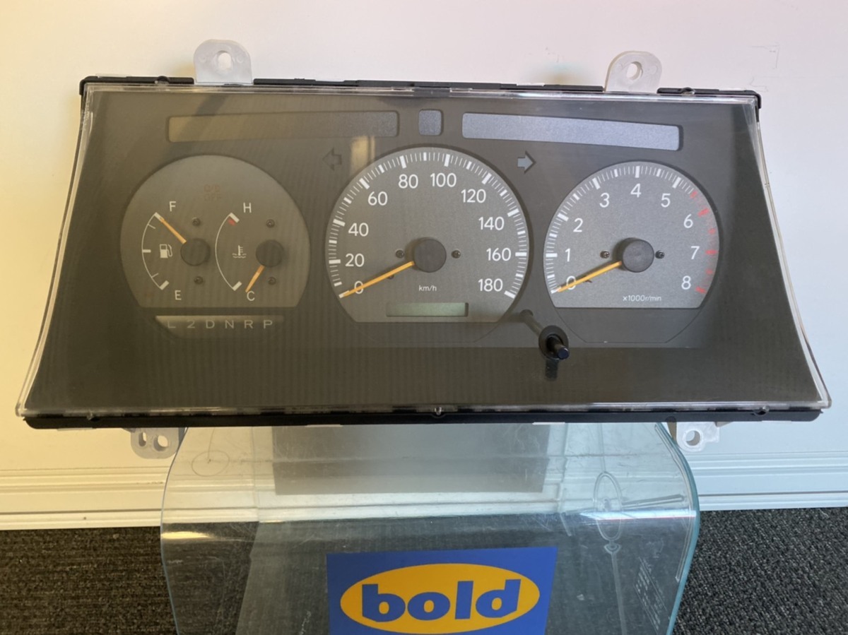 Toyota トヨタ ツーリングハイエース Rch47w スピードメーター 走行距離 271 570km の落札情報詳細 ヤフオク落札価格情報 オークフリー スマートフォン版