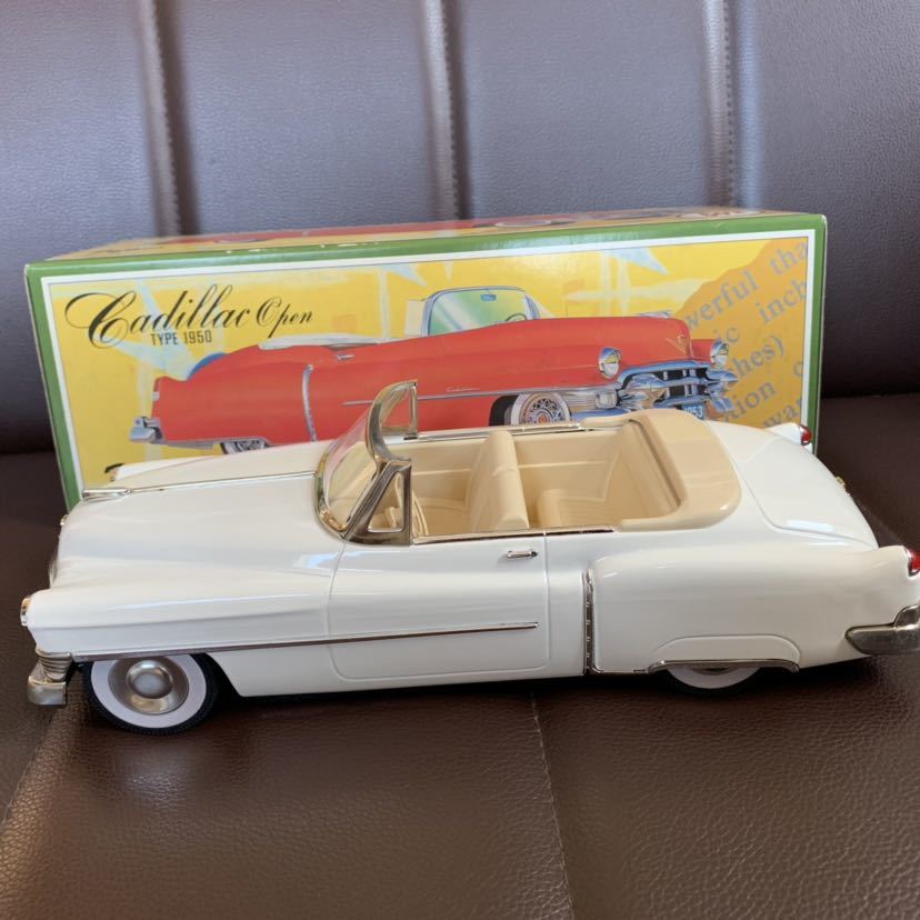 絶版品 美品 50ｓ キャデラックオープンカー 1950年式 ホワイト 検 フィフティーズ ブリキ 50ｓ オールディーズ アメリカングラフティ の落札情報詳細 ヤフオク落札価格情報 オークフリー スマートフォン版