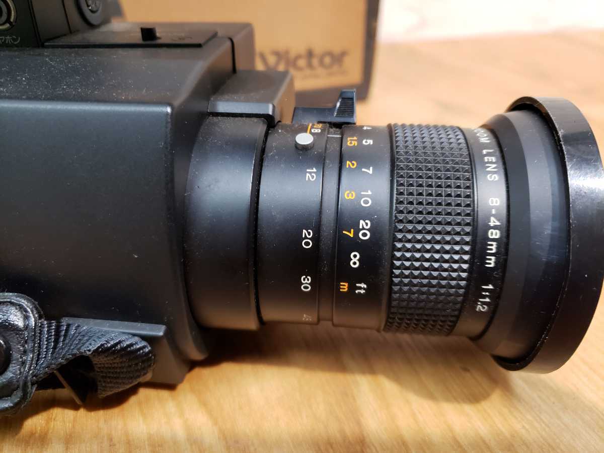 Victor ビデオカメラ 本格的 VHSC ヴィクター BR-C100 箱付属品有り