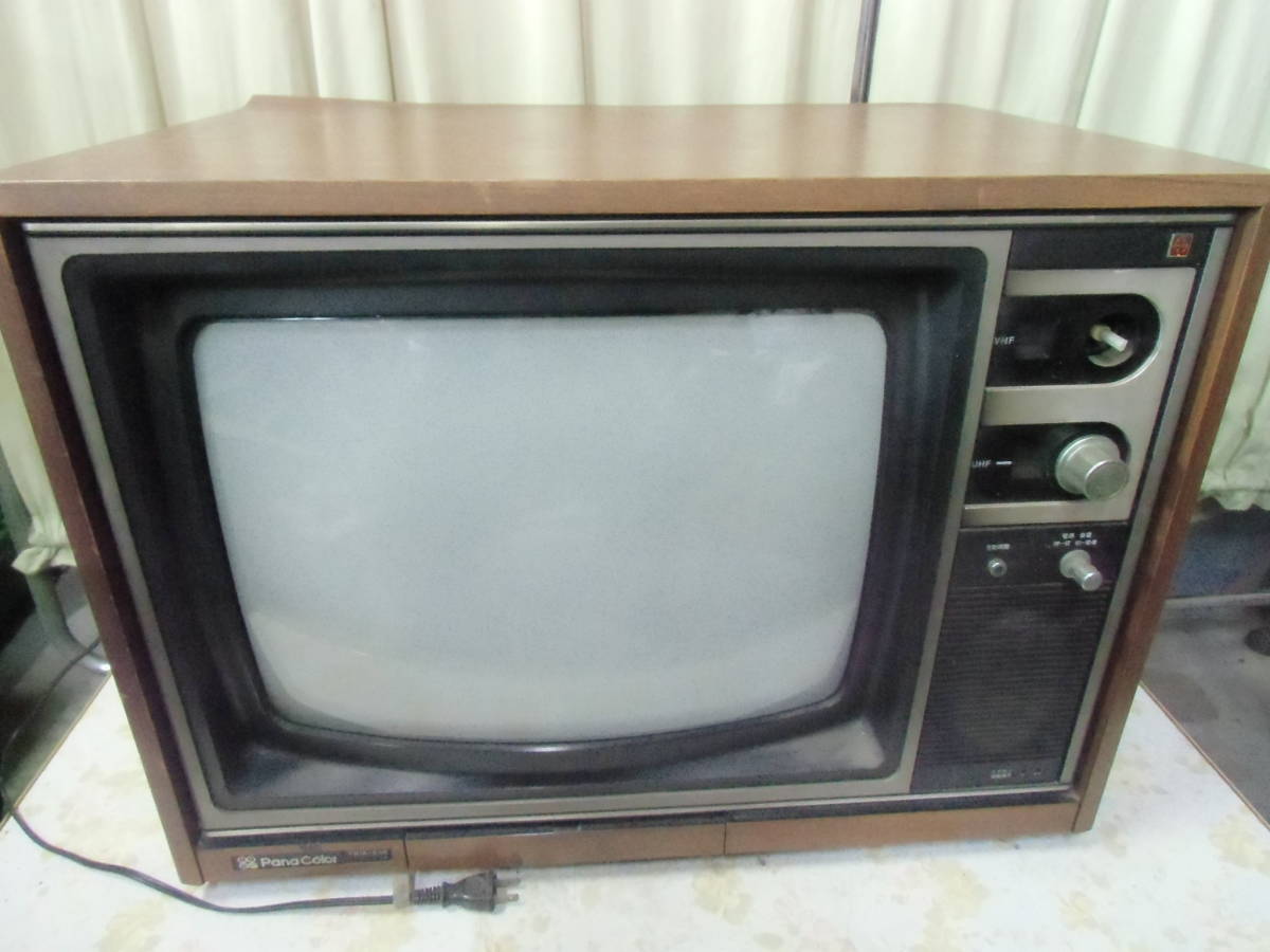 モ 234 カラーテレビ 通電ok パナカラー Th18 5 ナショナル 家具調 ブラウン管 昭和レトロ 寸法 46 61 40cm の落札情報詳細 ヤフオク落札価格情報 オークフリー スマートフォン版