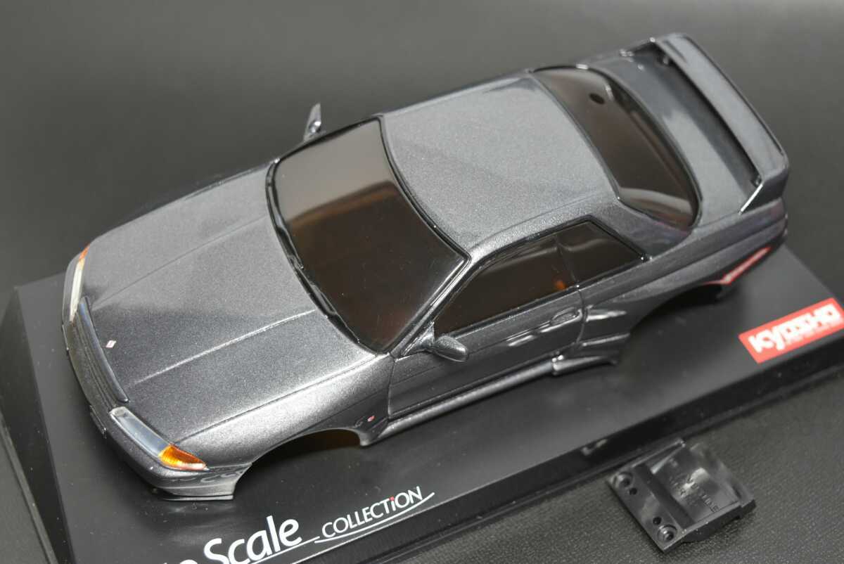 京商ミニッツ　スカイラインGT-R　R32　ガンメタリック　※新品・未開封品 ミニッツAWD 日産 スカイライン GT-R R32 V-SPECⅡ 新劇場版 「頭文字