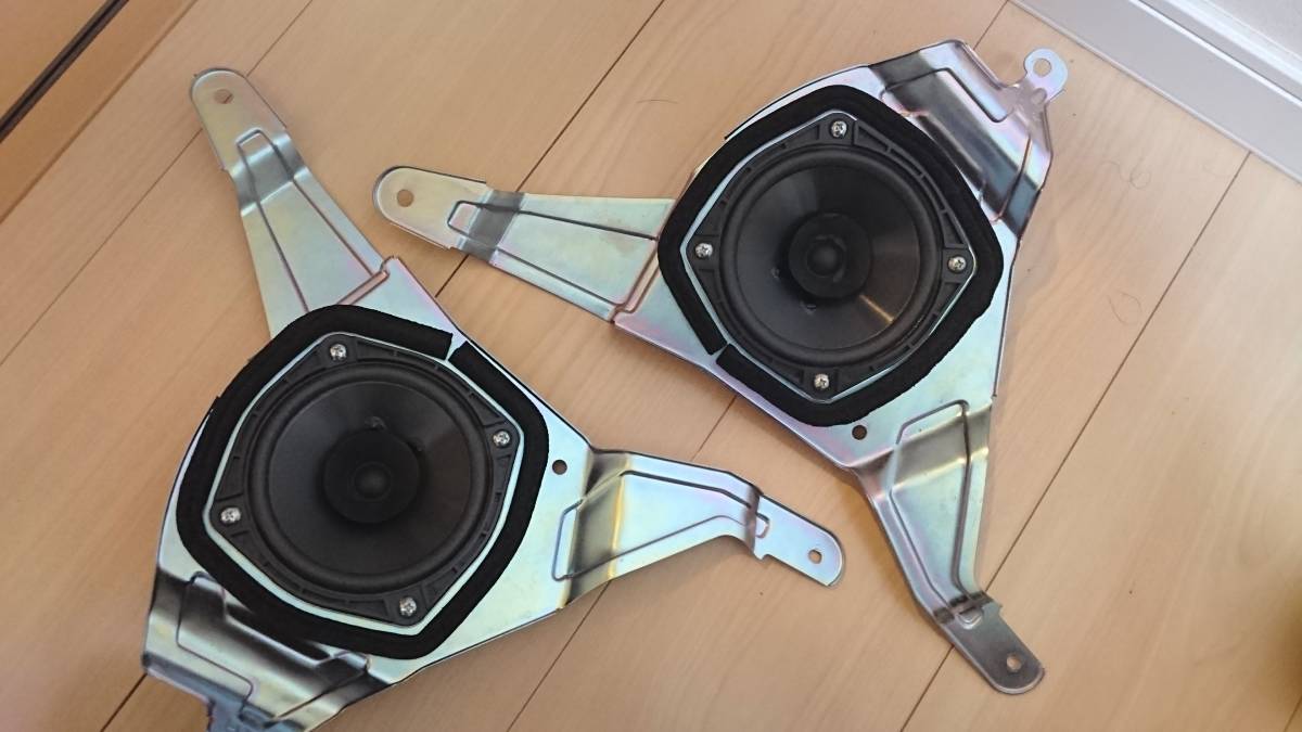スバルr1 純正オプション リアスピーカー左右セット の落札情報詳細 ヤフオク落札価格情報 オークフリー スマートフォン版