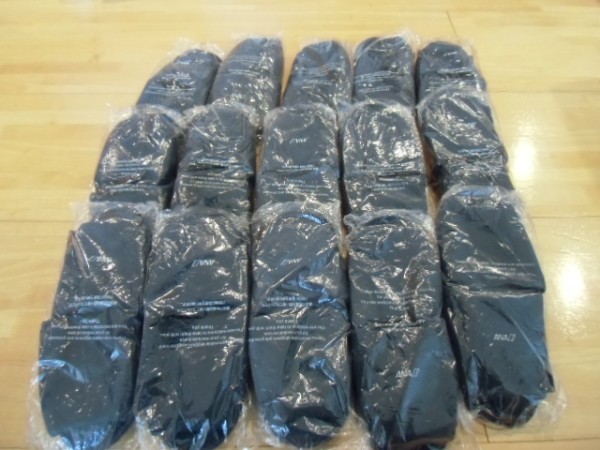 新品 Ana 全日空 国際線ビジネスクラス 機内用スリッパ 靴ベラ付 15個セット ノベルティ の落札情報詳細 ヤフオク落札価格情報 オークフリー スマートフォン版