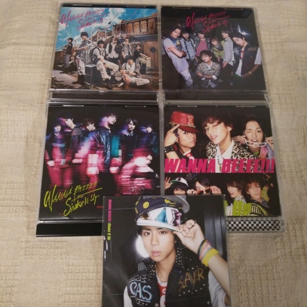 Kis My Ft2 Wanna Beeee Shake It Up 初回限定盤cd Dvd 通常盤 キスマイショップ限定盤 4枚セット の落札情報詳細 ヤフオク落札価格情報 オークフリー スマートフォン版