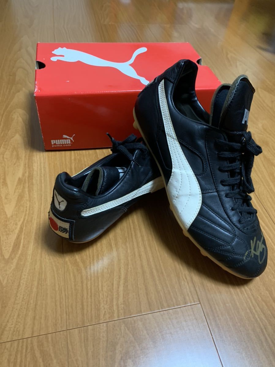 三浦知良選手サイン入り記念スパイク横浜fc の落札情報詳細 ヤフオク落札価格情報 オークフリー スマートフォン版