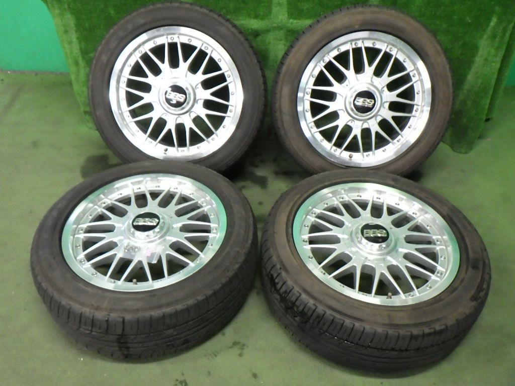 絶版品BBS RS4 817 17インチ 7J(+25)PCD139.7 6穴 アルミホイール
