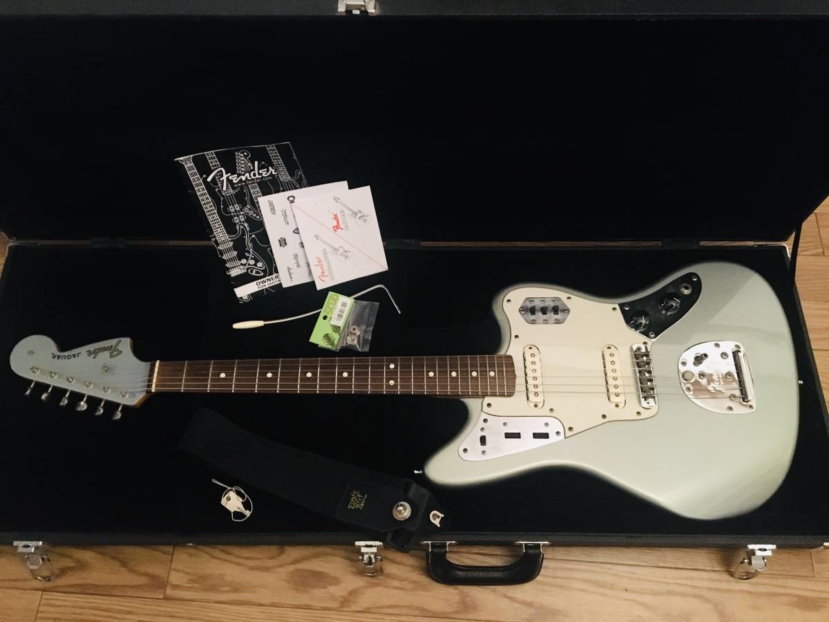 Fender USA Amarican Vintage '62 Jaguar アイスブルーメタリック