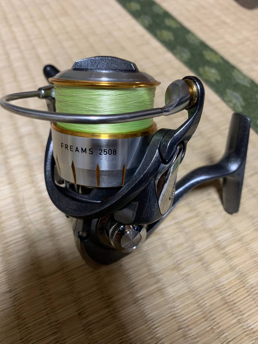 ダイワ　15フリームス2508R-H【送料込み価格】 Yahoo!オークション -「15フリームス 2508」(スピニングリール