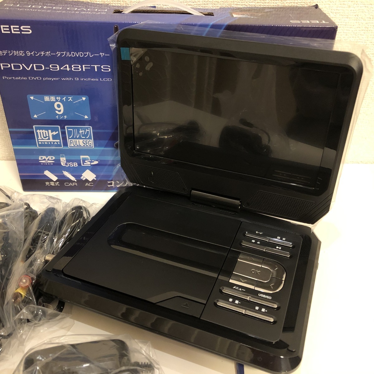 TEES ワンセグTV付きポータブルDVDプレーヤー9インチ 【公式通販】