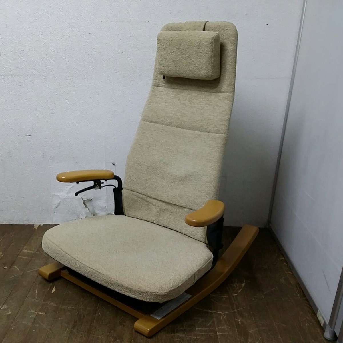 座椅子 油圧式 鈴春工業 ゆり座 SUZUHARU 光野有次 通販生活掲載