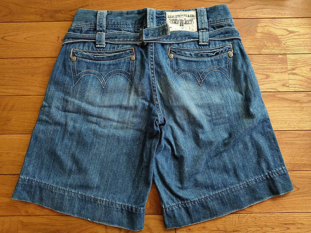 リーバイス レディース 短パン ショートパンツ デニム ジーンズ ハーフパンツ の落札情報詳細 ヤフオク落札価格情報 オークフリー スマートフォン版