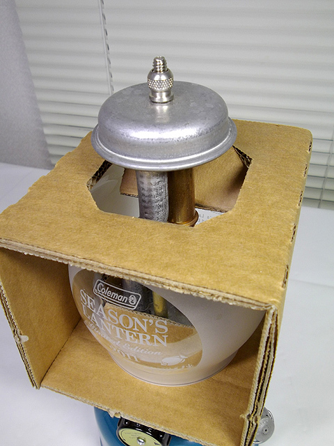 新品 コールマン シーズンズランタン11 コーラルブルー ベンチレーターなし Coleman Season S Lantern Limited 11 Ventilator Nothing の落札情報詳細 ヤフオク落札価格情報 オークフリー スマートフォン版