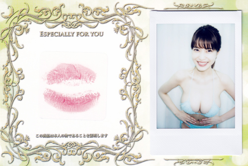 HIT'S/岸明日香3 Vol.3 イベントチェキ付き生キス入り台紙 (水色ビキニ