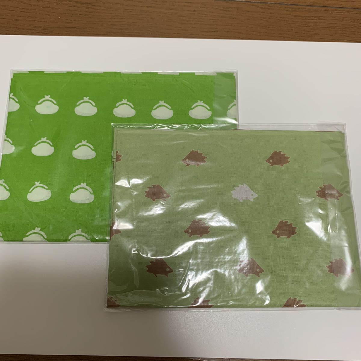 新品 フェリシモ ちょっぴり和風がかわいいてぬぐい2枚 ハリネズミ がま口財布 手ぬぐい手拭い 検 雑貨文具ハンドメイドてづくり の落札情報詳細 ヤフオク落札価格情報 オークフリー スマートフォン版