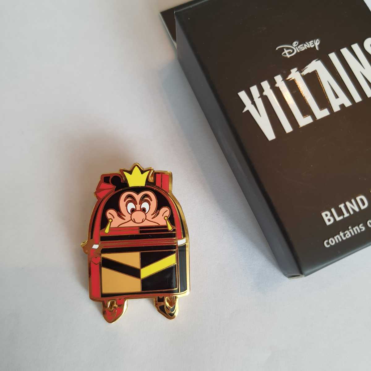 新品 不思議の国のアリス ハートの女王 ディズニー ピンバッジ ピンバッチ ラウンジフライ バッグ リュック バックパック ピントレ 海外 の落札情報詳細 ヤフオク落札価格情報 オークフリー スマートフォン版