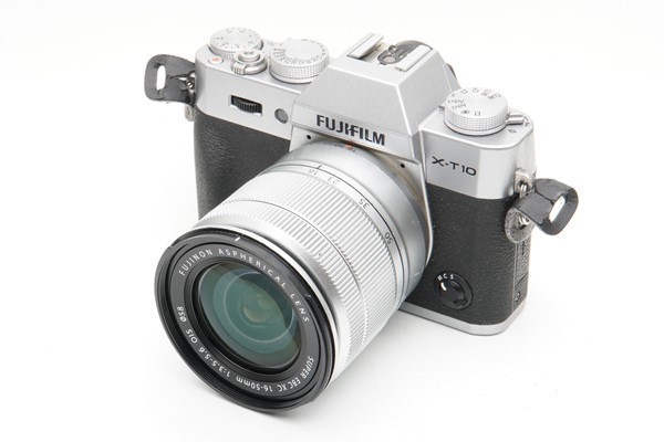 Fujifilm X-T10 シルバー 富士フイルム フジフイルム 純正充電器付
