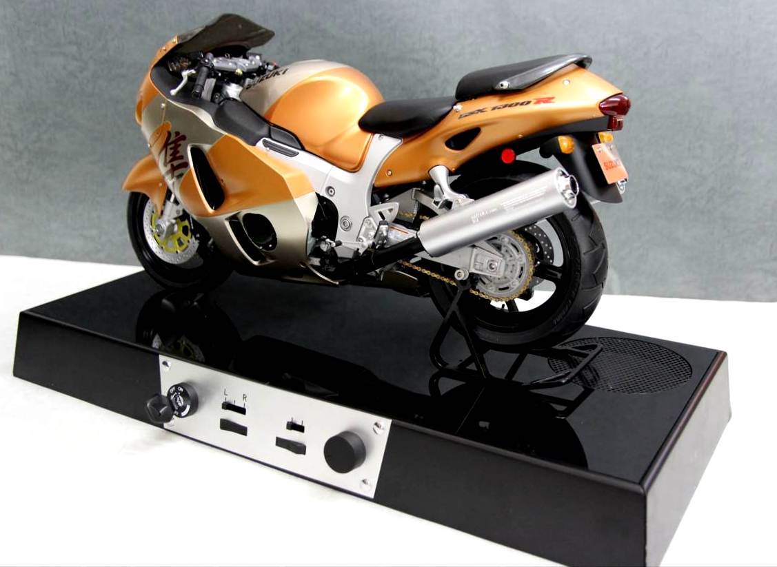 デアゴスティーニ　隼　ハヤブサ　1/4スケール　完成品 スズキ ハヤブサ GSX1300R（組立済み完成品