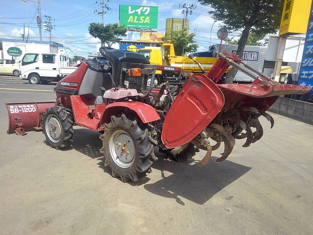 宮城県発 ホンダ マイティ11 FA2A トラクター 4WD/4WS 排土板付 始動OK 宮城県発 ホンダ マイティ11 FA2A トラクター 4WD/4WS 排土板付 始動OK