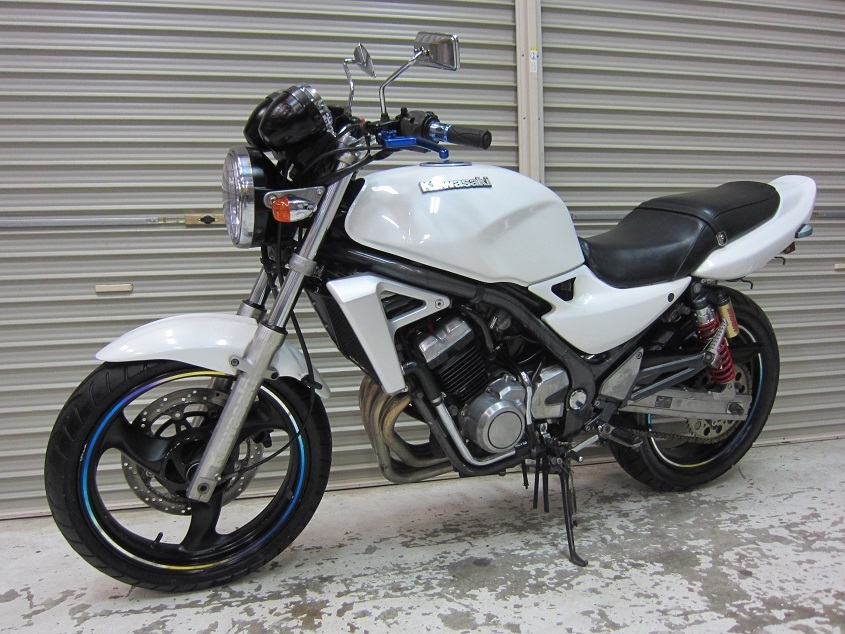 Kawasaki バリオス2 ミッション美車ZR250B 人気車両