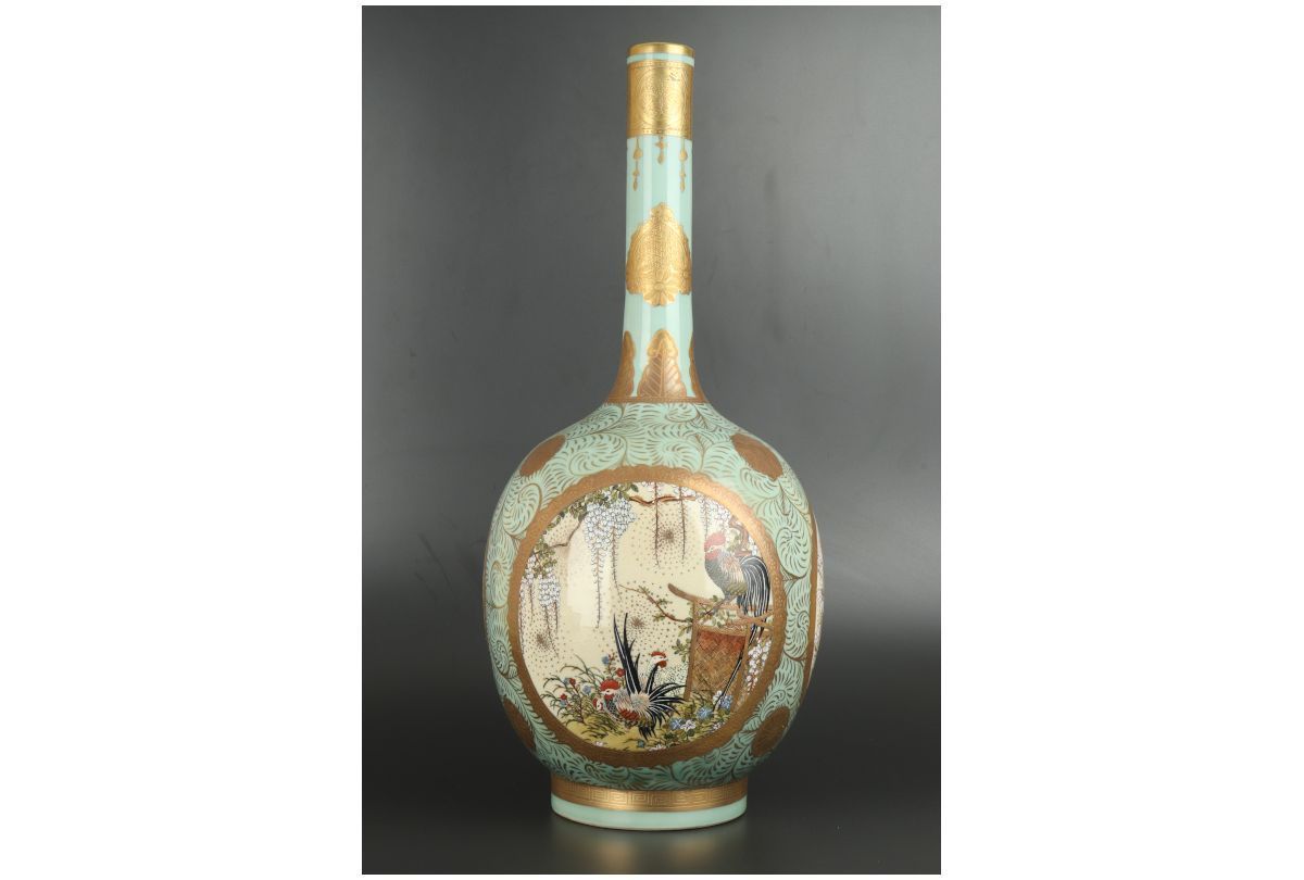 URA]極上/薩摩焼青磁色絵金彩花唐草窓絵花鳥蝶図鶴首大花瓶/全長66㎝/4