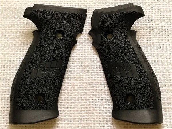 パックマイヤー製　実物シグP226用グリップ　中古品 パックマイヤー製 実物シグP226用グリップ 中古品 パックマイヤー製