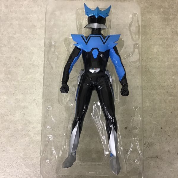 未開封 メディコムトイ フィギュア 1/6 夢戦士ウイングマン リアル