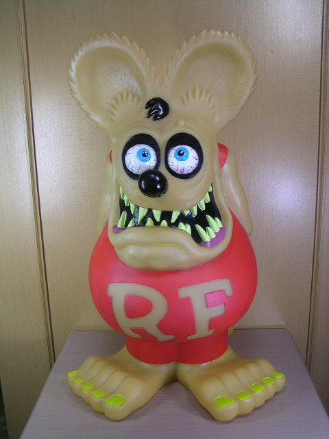 ラットフィンク 貯金箱 蓄光 楽天市場】ラットフィンク 蓄光 フィギュア 貯金箱 特大 グローイング