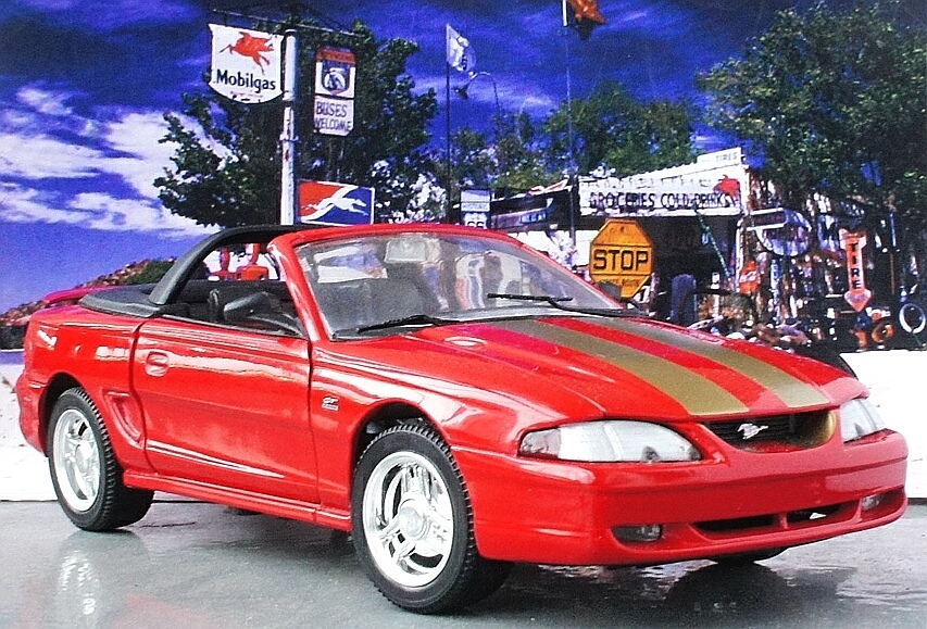 イーグル レース 1/18 1994 フォード マスタング GT コンバーチブル