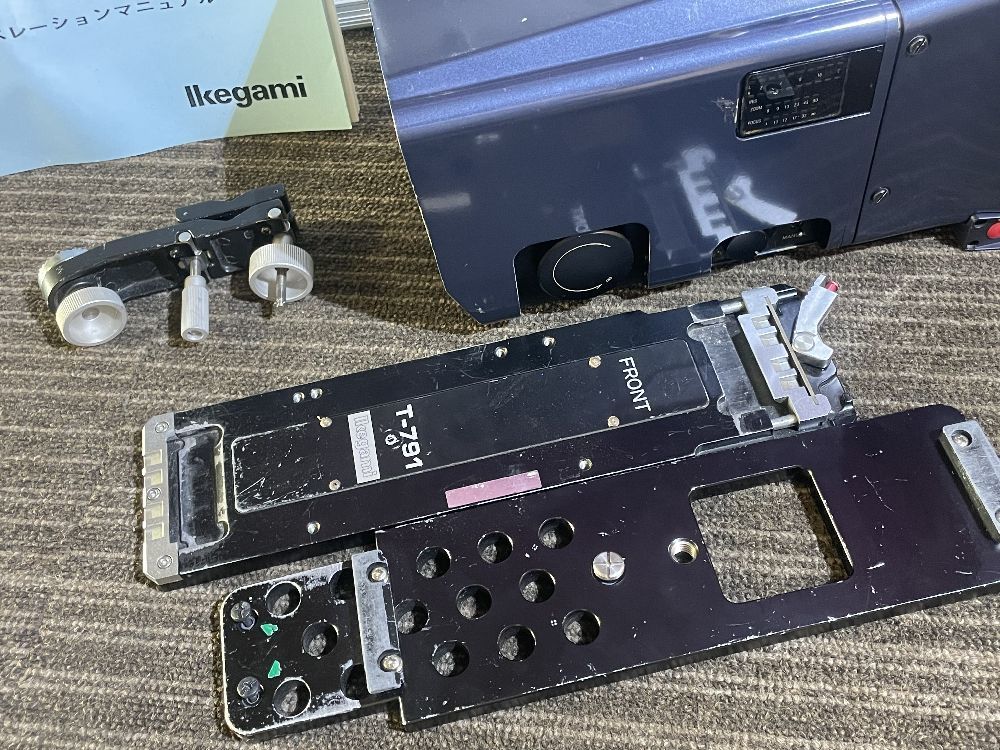 池上放送業務カメラ用プレートT-791動作品の出品です。