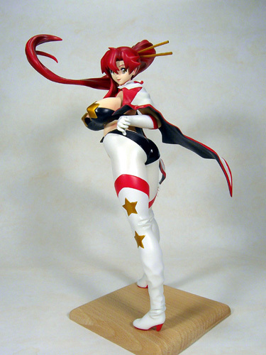 天元突破グレンラガン 1/8スタチュー ヨーコ (フィギュア