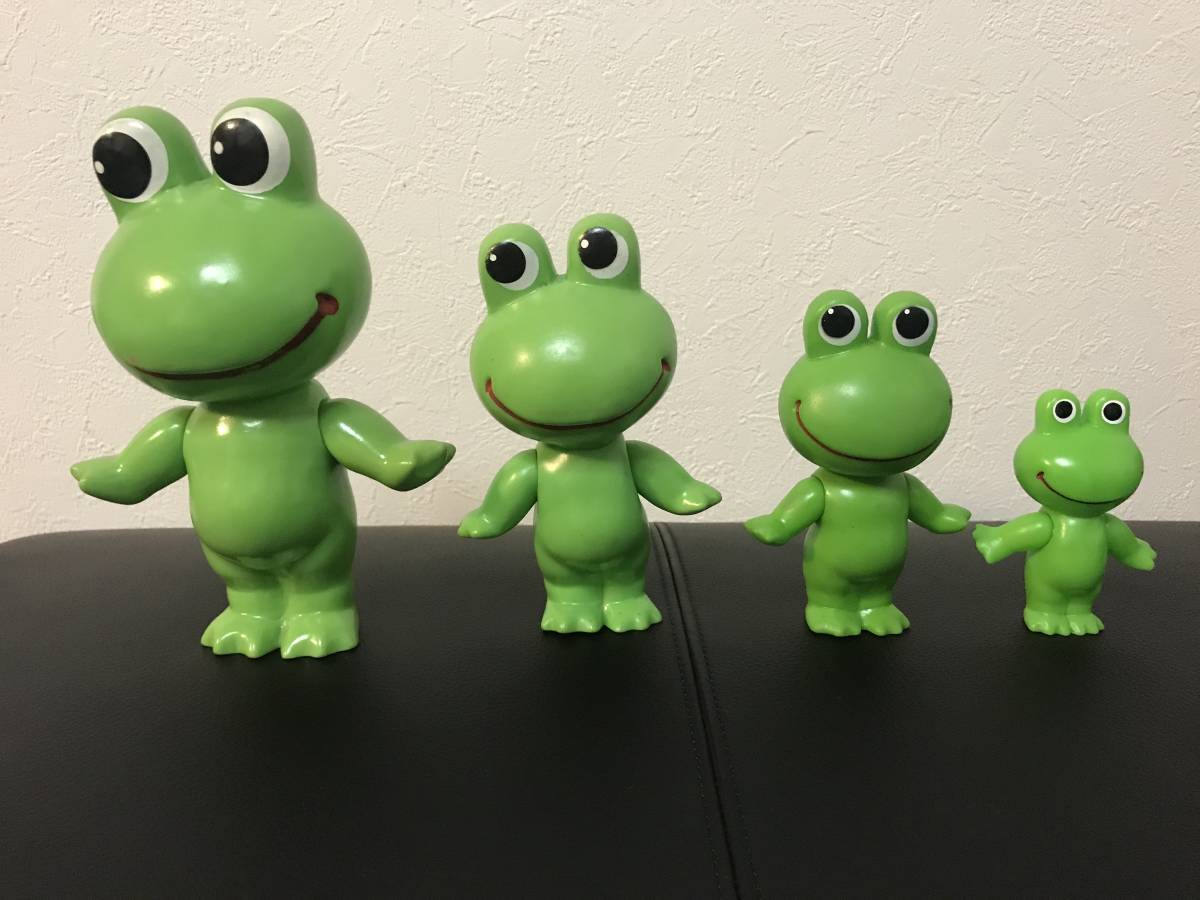 ケロちゃん 20cm 16cm 13cm 9cm カウンターサイズ 店頭