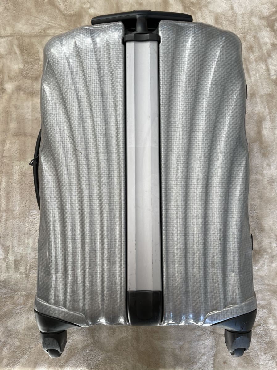 サムソナイト Samsonite 鍵無し ハードケース キャリーバッグ トランク スーツケース シルバー 中古 旅行 の落札情報詳細 ヤフオク落札価格情報 オークフリー スマートフォン版