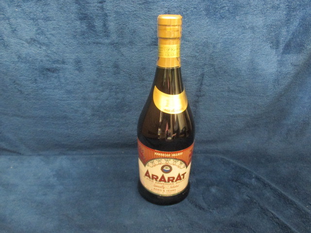 古酒 アララット 6年 シックス スター アルメニア ブランデー 500ml
