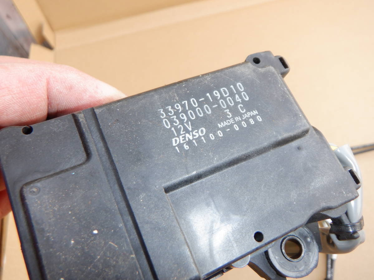 GSX-R1000 K1-K2？ 排気バルブサーボモーター 33970-19D10 中古品 の