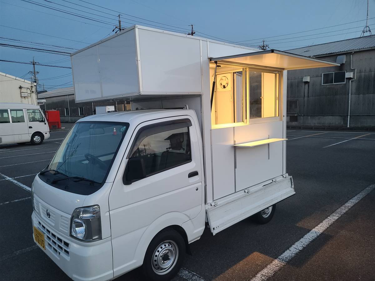 高年式 車検たっぷり 配置自由 保健所対応 移動販売車 キッチンカー フードトラック オートマ 新品冷蔵庫 新品2面窓 2層シンク の落札情報詳細 ヤフオク落札価格情報 オークフリー スマートフォン版