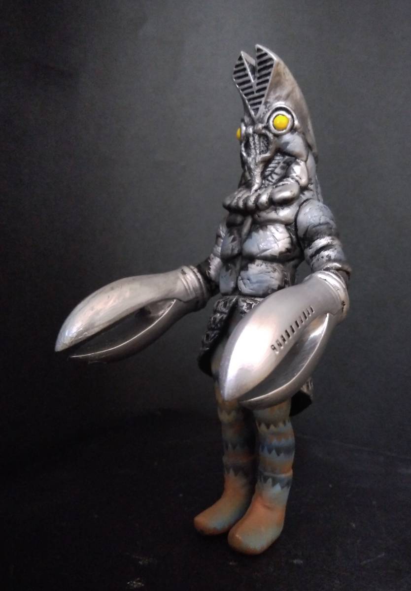 ウルトラ怪獣ソフビ バルタン星人五代目 リペイント完成品の落札情報