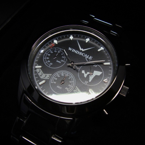 定価2.5万 美品 仮面ライダーW WIND SCALE クロノグラフ腕時計 左