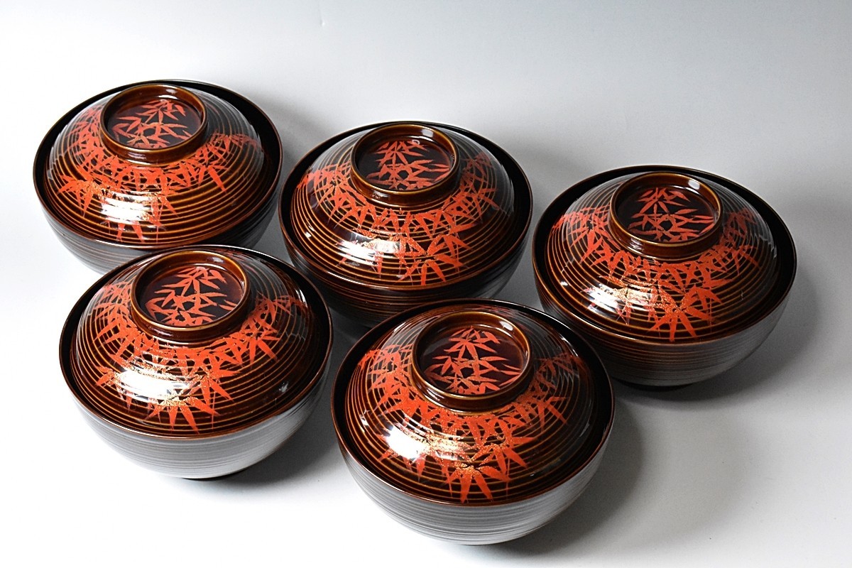 ほぼ未使用 懐石道具 張間麻佐緒作 輪島塗 木製朱竹蒔絵 煮物椀5客千筋共箱 ほぼ未使用 懐石道具 張間麻佐緒作 輪島塗 木製朱竹蒔絵 煮物